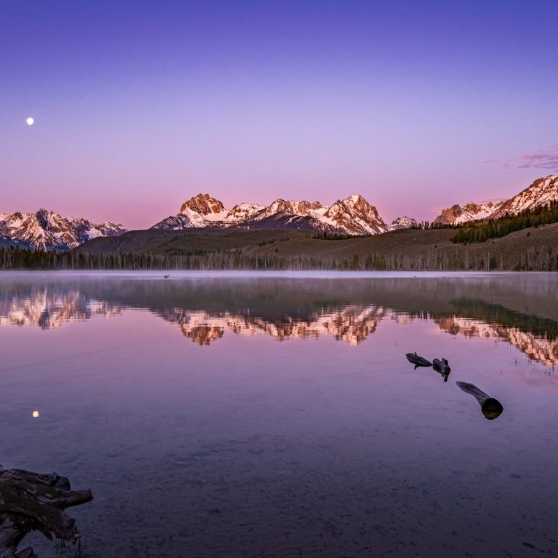 Little Redfish Lake Sunrise, Idaho Sawtooth Mountains